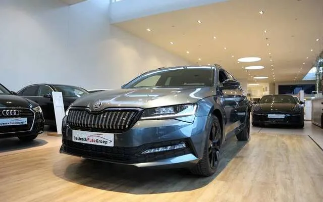 Skoda Superb 1.4TSI PLUGIN HYBRID iV*DSG*SPORTLINE*37G/KM*STOCK Image 1